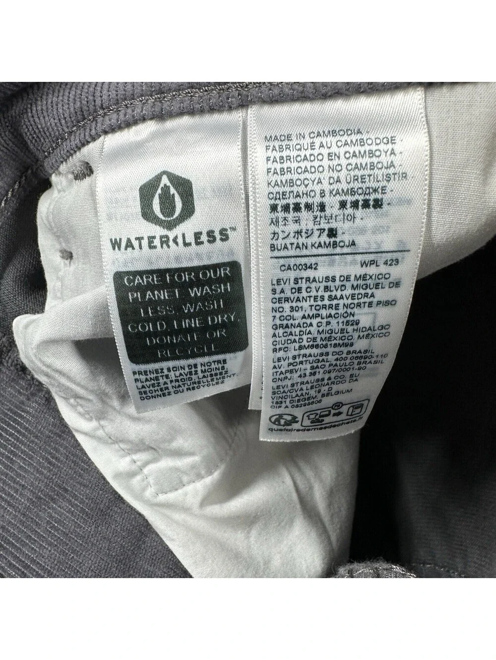 Levi's Ribcage Straight Ankle Corduroy Pants Grey Women's 28x27, NEW WITH TAGS